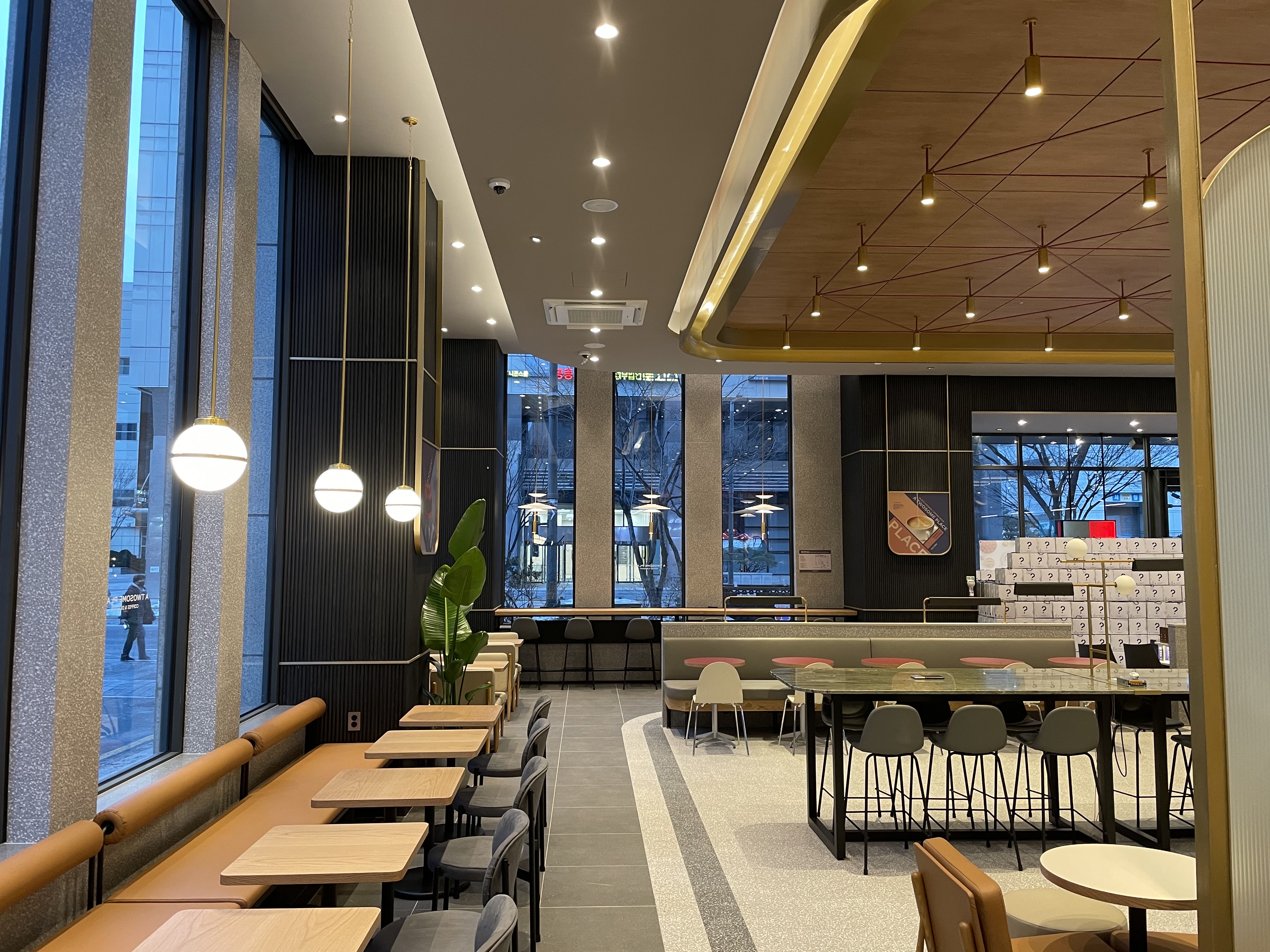 투썸플레이스 삼성도심공항점